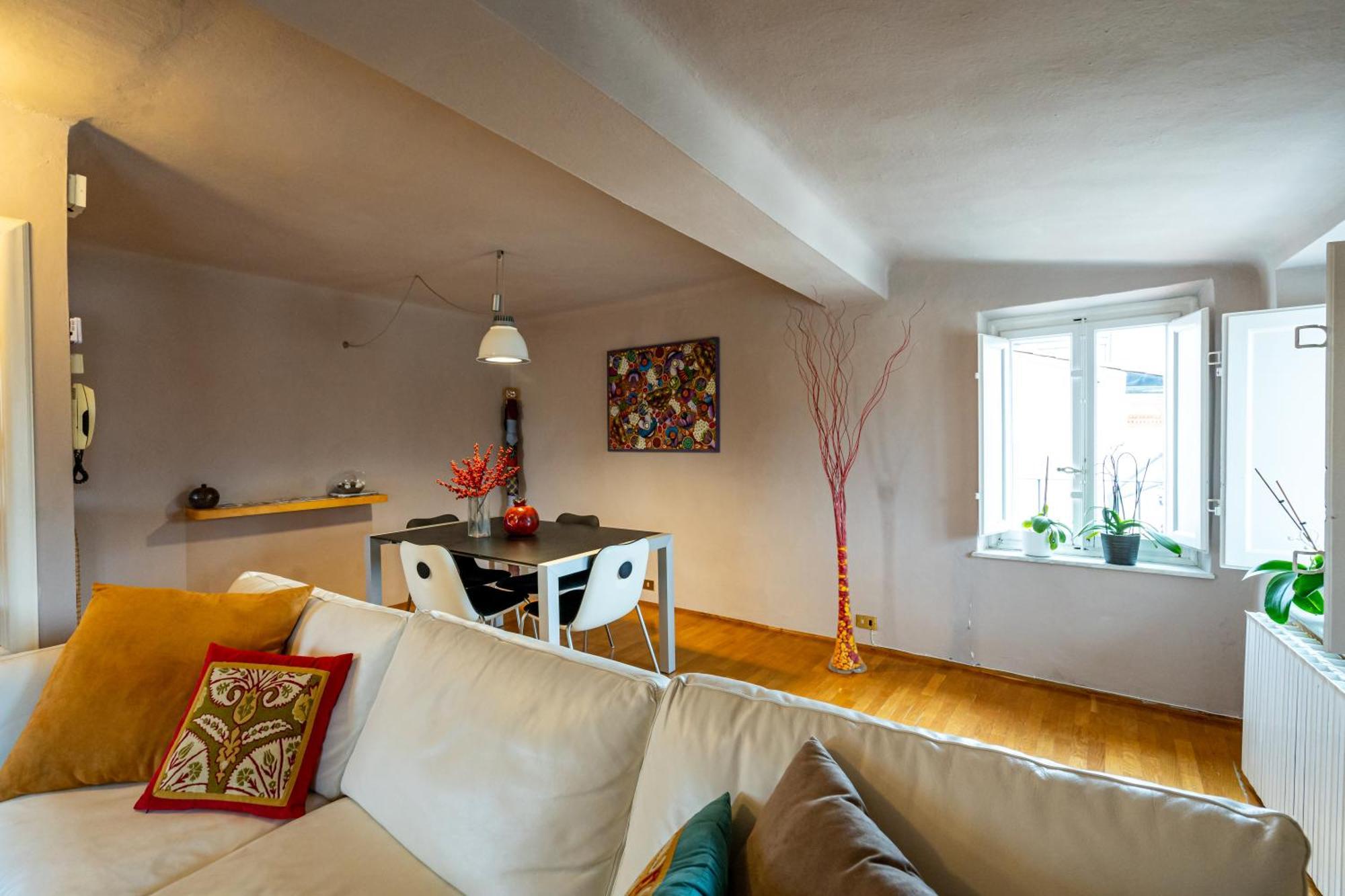 Cozy Apartment With A View On The City Walls Lucca Exterior photo